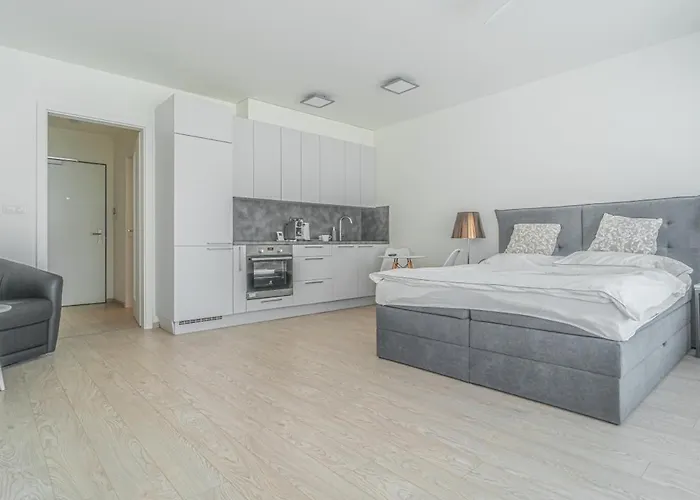 Apartamento Karel With Garage Parking