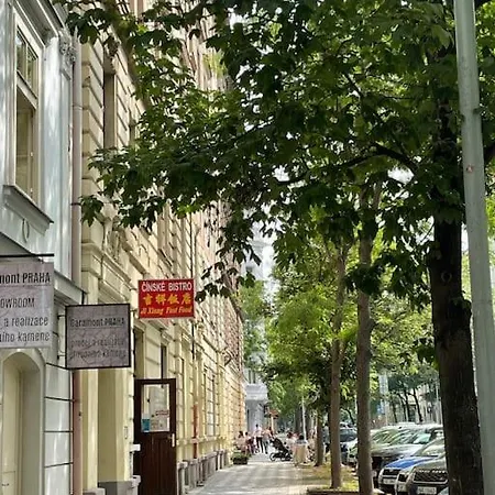 Karel With Garage Parking Διαμέρισμα *